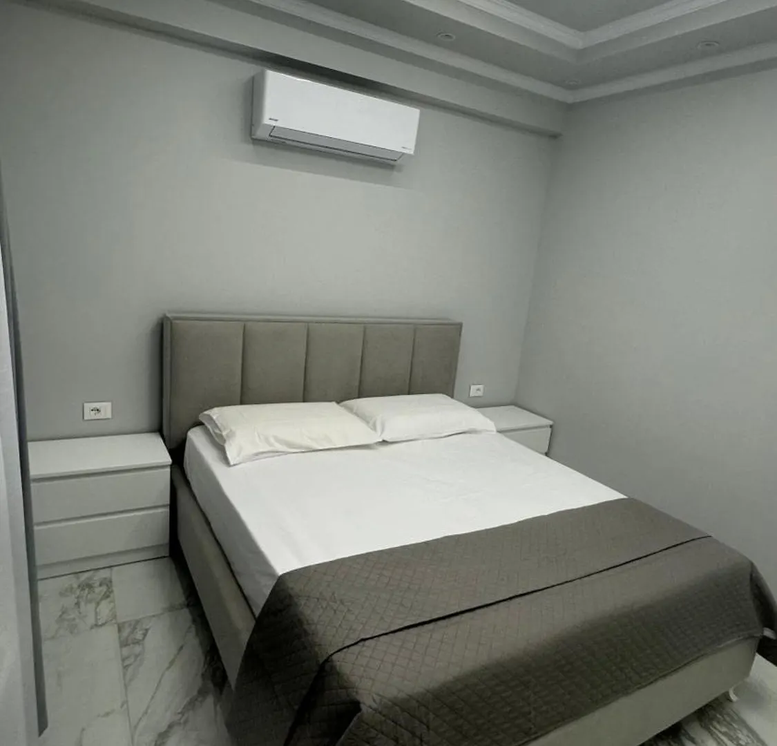 Ada Apartment Hilltop Serenity Polisi i Vogel